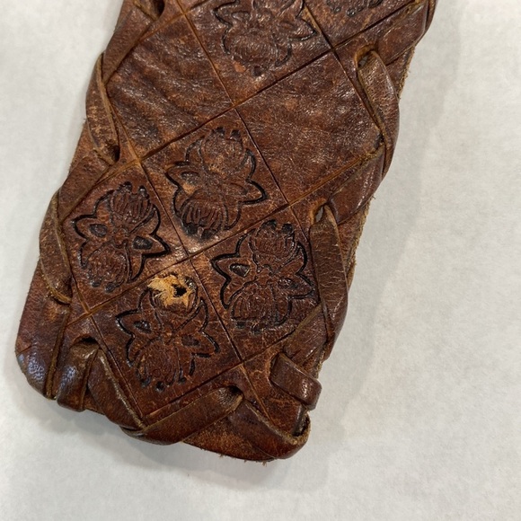 Amanda smith tooled leather belt brown - Picture 5 of 10